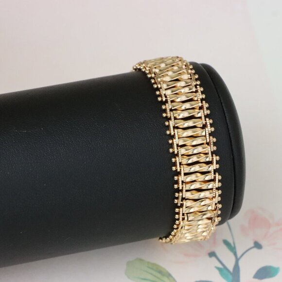 "Elegant Rose Gold Wide Link Bracelet in High Polish Finish, XPBL1121 - Picture 10 of 12